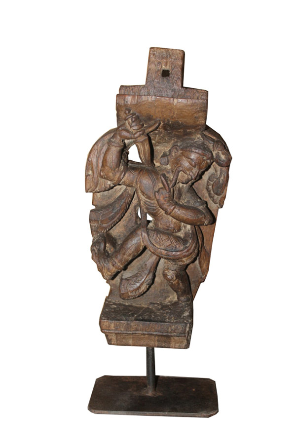 Statue sculptée bois
