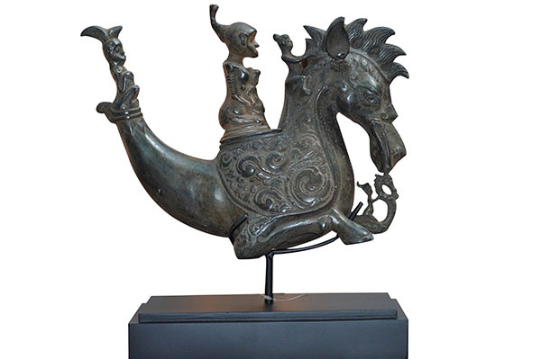 Hippocampe en bronze