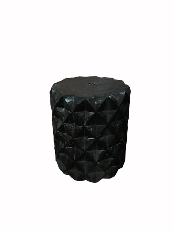 Tabouret en bois noir